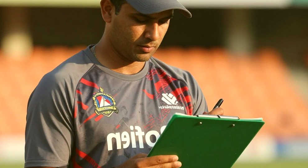 মাঝের সাত ওভার: এশিয়ার টি-টোয়েন্টিতে স্পিন-স্কুইজের নীরব স্থাপত্য