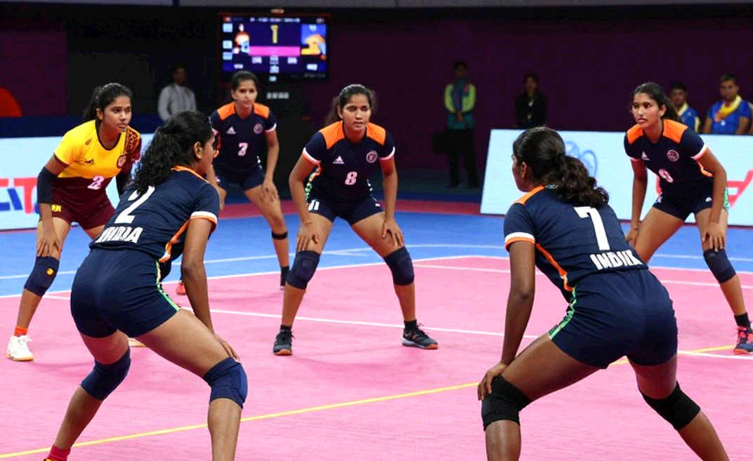 আর্মব্যান্ড বদলের নীরবতা: এশিয়ান গেমসে জাপানের সামনে ভারত নামার আগে যে প্রশ্নটা কেউ করছে না আর্মব্যান্ড বদলের নীরবতা: এশিয়ান গেমসে জাপানের সামনে ভারত নামার আগে যে প্রশ্নটা কেউ করছে না